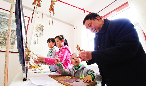 皮影戏落户天水麦积山景区（图）