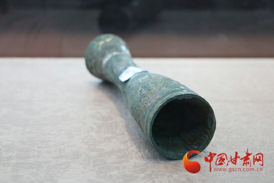 第十一次玉帛之路丨考察团专家在陕西鄜州博物馆发现仰韶文化大件玉器（组图）