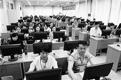 甘肃省高考评卷工作预计21日结束  录取最低控制分数线和考生成绩6月22日左右同时向社会公布（图）