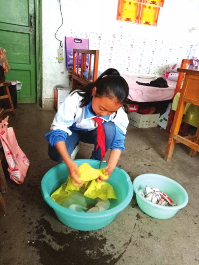 自强自立小女孩浑身充满正能量——记天水秦安县刘坪中心小学六年级学生杨喜文