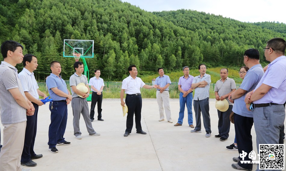 索鸿宾带领督查组在天水武山县沿安乡开展督查互比工作