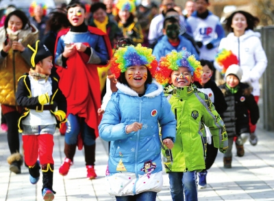 【十九大时光】城市文明程度提高市民幸福感提升 