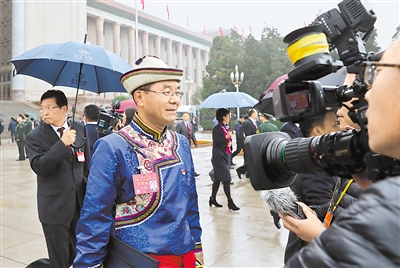 牢记使命 奋勇前行——甘肃省代表出席党的十九大闭幕会侧记