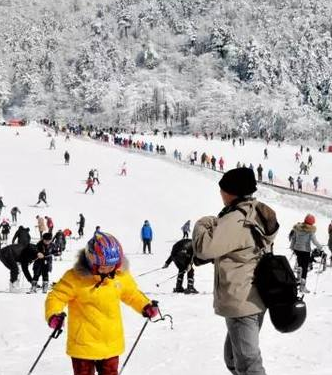 兰州及其周边兴起多家滑雪场“冷资源”何以变身“热商机”