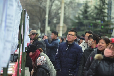 兰州市各区县“就业援助月”暨招聘活动启动（图）