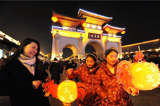 古城天水伏羲庙元宵之夜迎接盛大灯海人流（图）