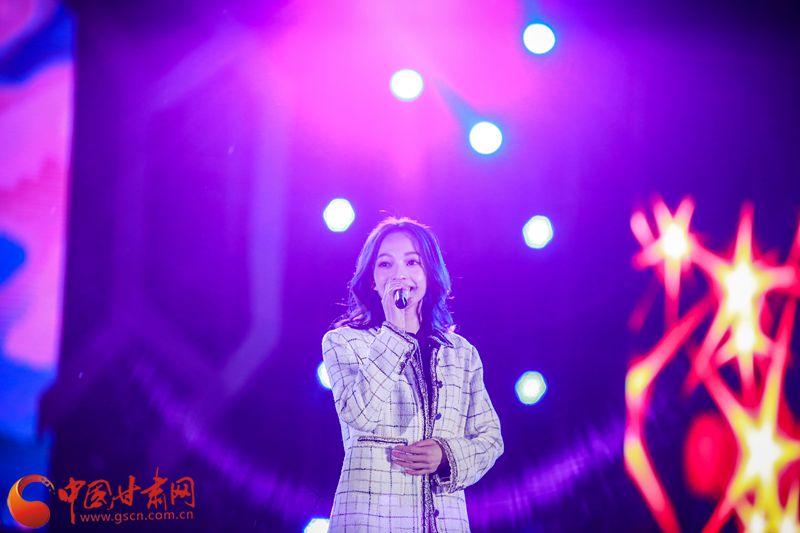 丝路明珠·兰州新区 群星演唱会成功举办 2万
