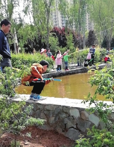 兰州：积极倡导文明旅游 坚决抵制不文明行为