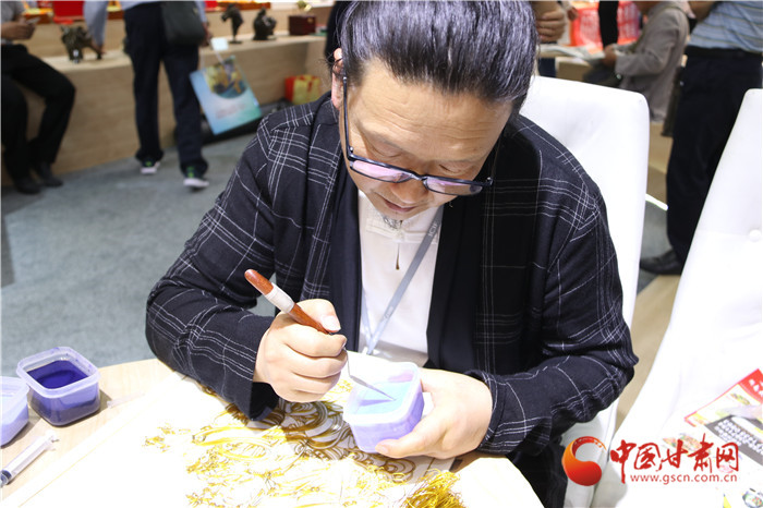 景泰蓝,珐琅,景泰蓝价格,掐丝珐琅, 景泰蓝是哪里的工艺,景泰蓝大师有哪些,景泰蓝是什么地方工艺,