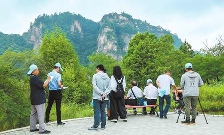 诗意妙笔写崆峒 ——部分书画艺术家平凉采风见闻