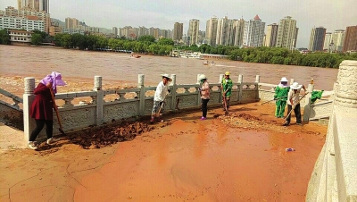 兰州黄河风情线河道暂时解除警戒