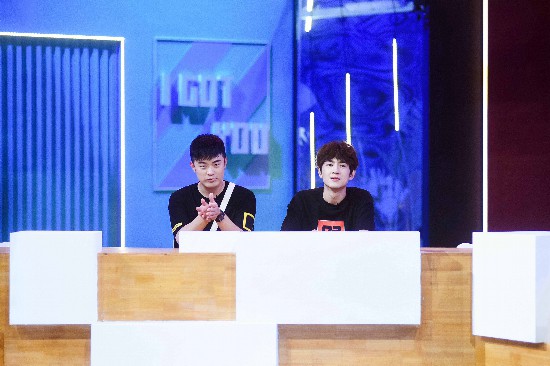 林更新调侃陈赫颜值遭回怼 称其为“九亿少女的坑”