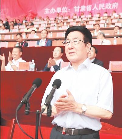 甘肃省第十四届运动会在临夏举行 林铎宣布开幕