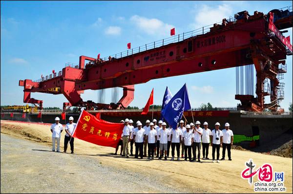 连镇高铁实现重大节点 五标宝应梁场架梁完成