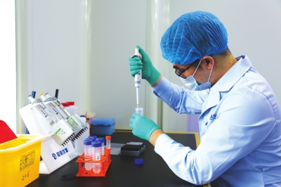 甘肃国家基因检测技术应用示范中心投入运营 