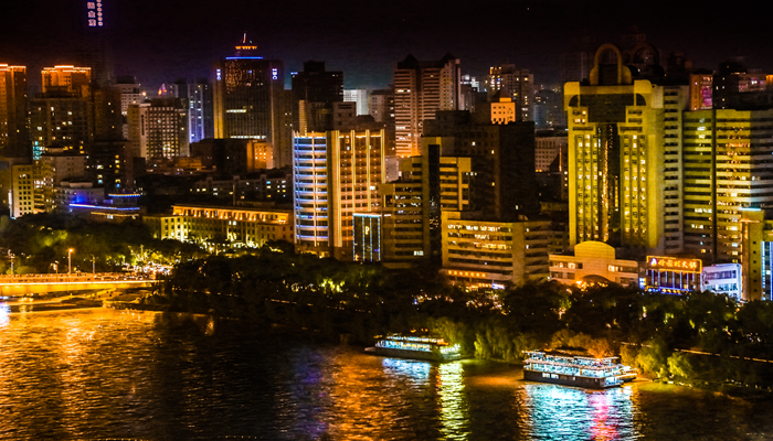 旖旎夜景，点亮兰州的城市温度