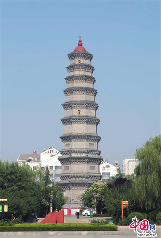 为中心的"一塔六馆"博物馆群,对龙泉广场及周边地区整体区域改造提升