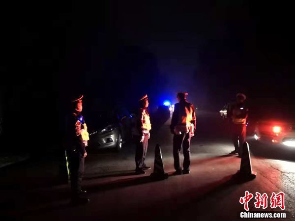 事故现场。 阿琳娜 点击进入下一页