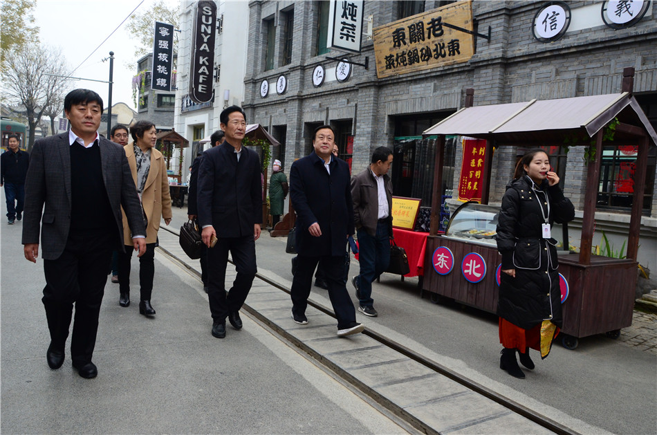 天水市政府与陕西白鹿仓集团 就白鹿仓天水项目落地实施达成广泛共识