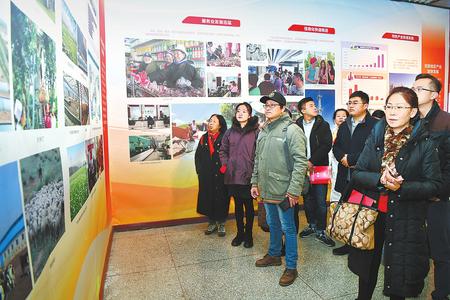 “同心共筑中国梦—甘肃民族地区改革开放40周年成就展”在兰开展 林铎唐仁健揭幕 欧阳坚孙伟等出席