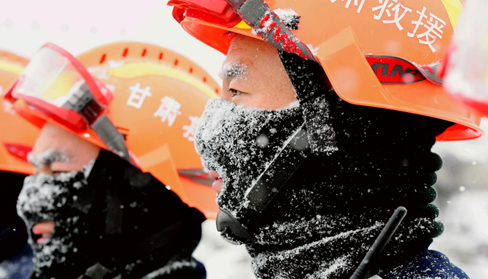 甘肃森林消防综合应急救援骨干迎风冒雪练本领（组图）