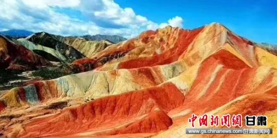 七彩丹霞景区入列