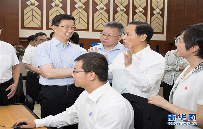 推动海南成为新时代全面深化改革开放新标杆