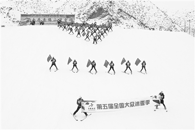 第五届全国大众冰雪季2019世界雪日暨国际儿童滑雪节在张掖山丹举行