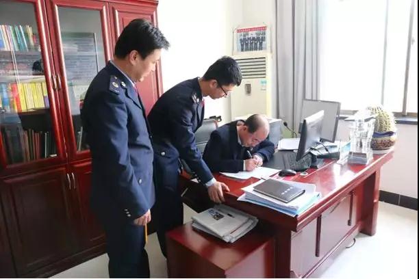 个税大红包提升环县农信联社职工获得感