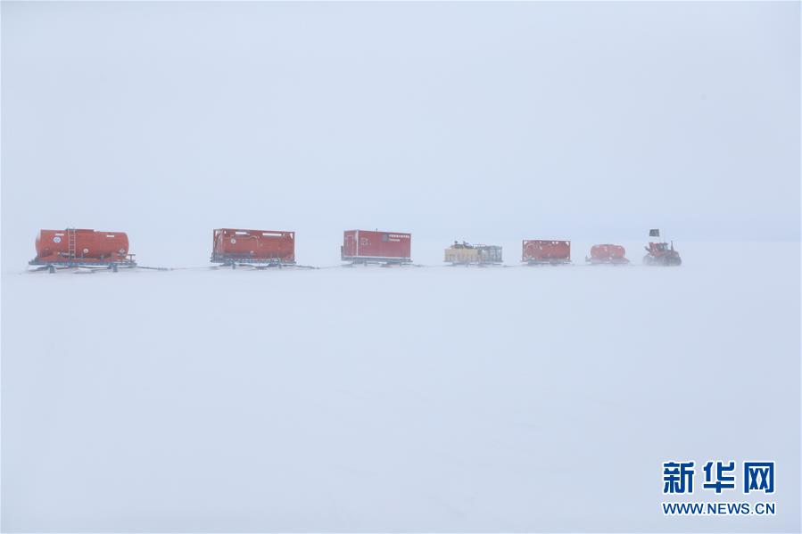 （第35次南极科考·图文互动）（1）南极科考内陆队顺利回到中山站