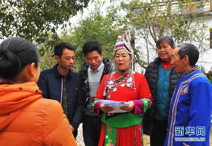 (两会前夕看落实·图文互动)(2)奋力脱贫攻坚 生态追“清”逐“绿”——江西落实习近平总书记全国两会重要讲话精神纪实