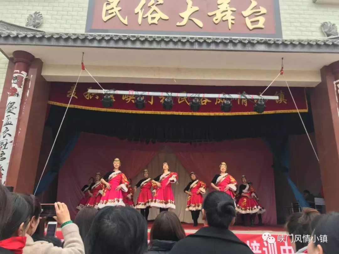 年味依旧 | 天水麦积山峡门风情小镇里的夕阳红