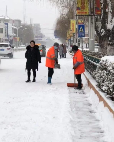 甘肃省大部地方出现降雪或雨夹雪天气