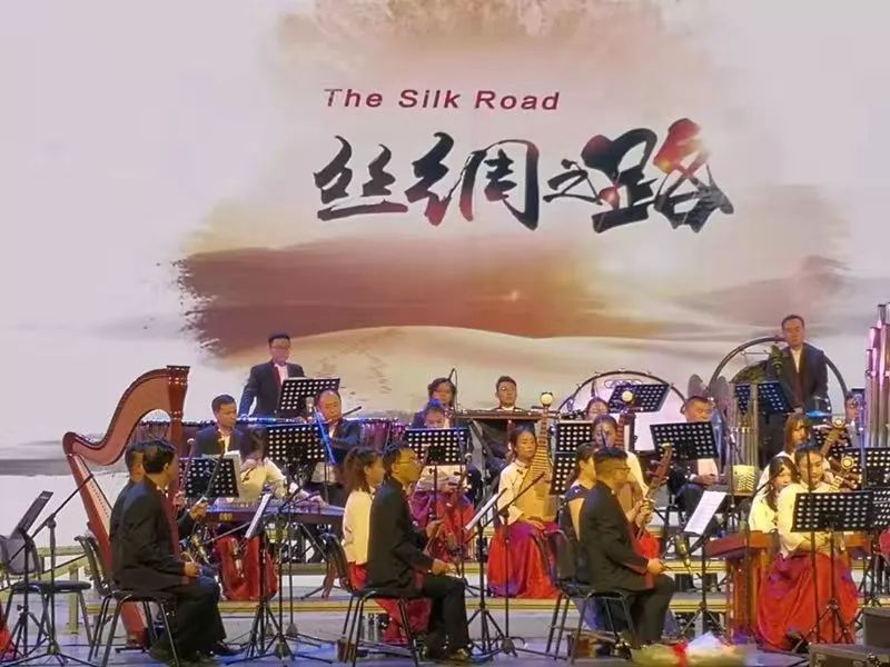 民族交响乐《陇上行》载誉归来兰州演出 二百