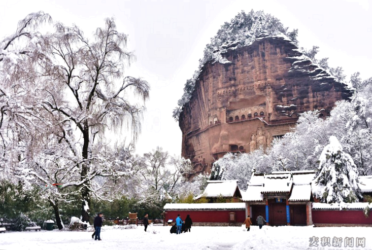 诗意麦积山