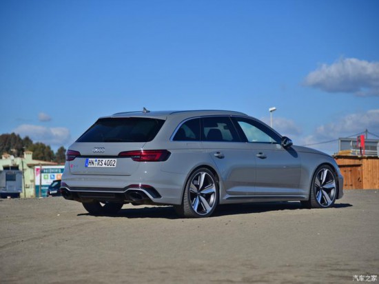 Audi Sport 奥迪RS 4 2018款 RS 4 2.9T Avant