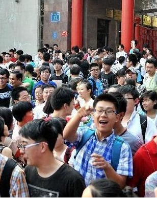 今年甘肃省共有26.6万余人报名高考