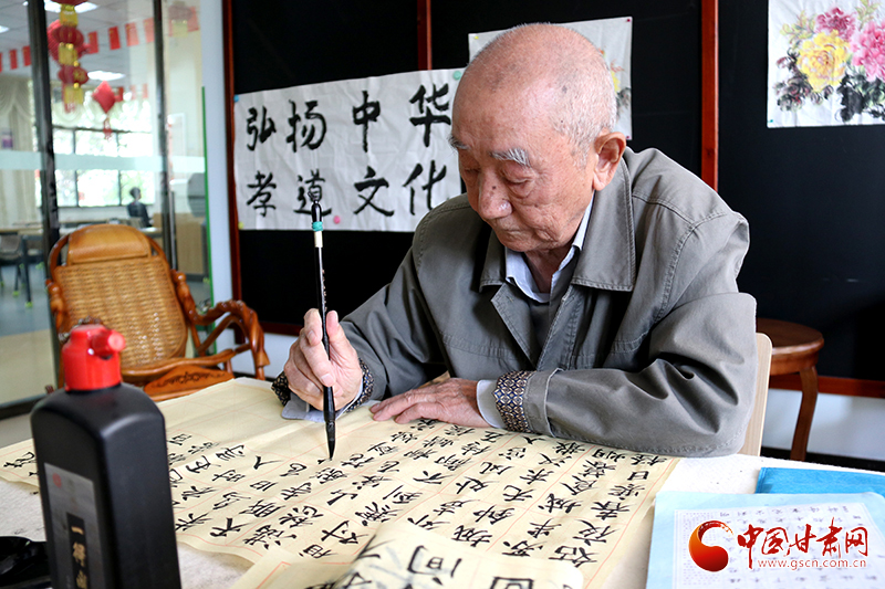 兰州市人口总数_兰州市各区县人口 多少及gdp总量