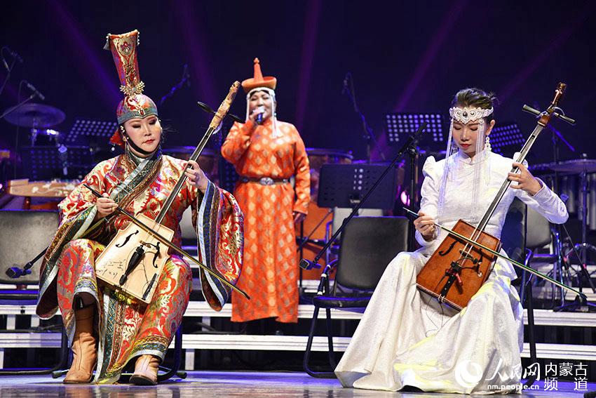 “蒙古族马头琴音乐传承与教育人才培养”汇报音乐会现场