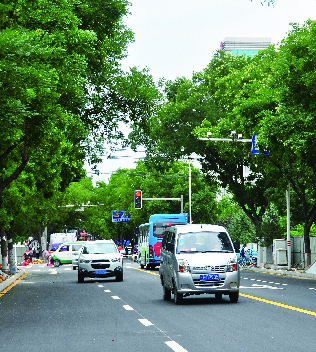 甘肃省交通运输厅印发相关《通知》明确要求——全省具备条件建制村明年全通客车