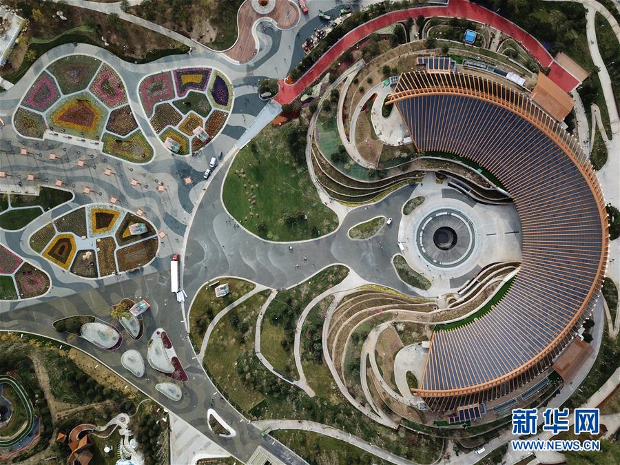 (在习近平新时代中国特色社会主义思想指引下——新时代新作为新篇章·图文互动)(2)从世园会“看”中国绿色发展之路——写在北京世园会“中国国家馆日”到来之际