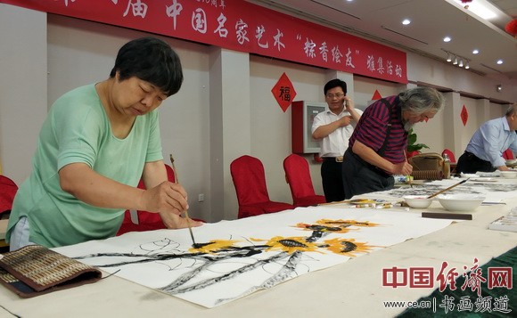 第八届中国名家艺术“粽香绘友”雅集活动在京举行 第八届中国名家艺术“粽香绘友”雅集活动在京举行