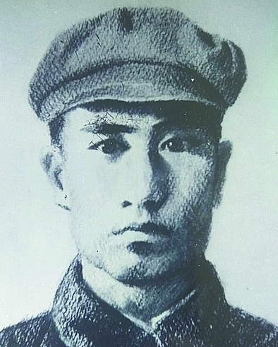 一级人民英雄陈德忠:杰出的侦察英雄 一级人民英雄陈德忠:杰出的侦察英雄