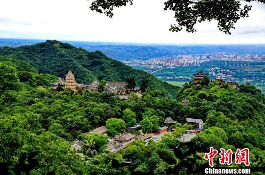 图为平凉崆峒山一角。(资料图) 徐振华 摄 图为平凉崆峒山一角。(资料图) 徐振华 摄