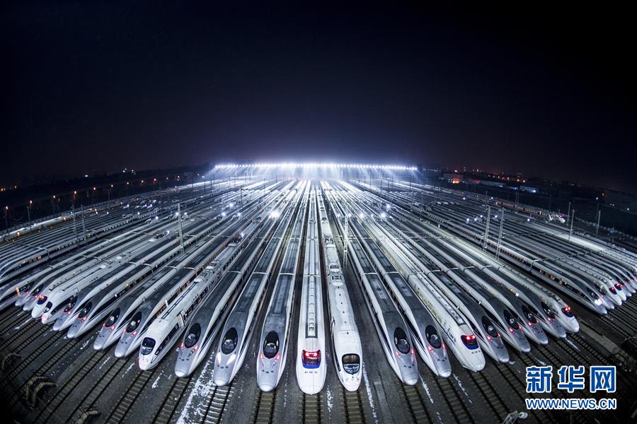 (壮丽70年·奋斗新时代——共和国发展成就巡礼·图文互动)(4)潮涌楚天阔——湖北砥砺奋进70年谱写高质量发展华章