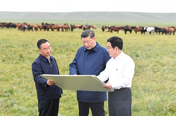 习近平考察山丹培黎学校和山丹马场