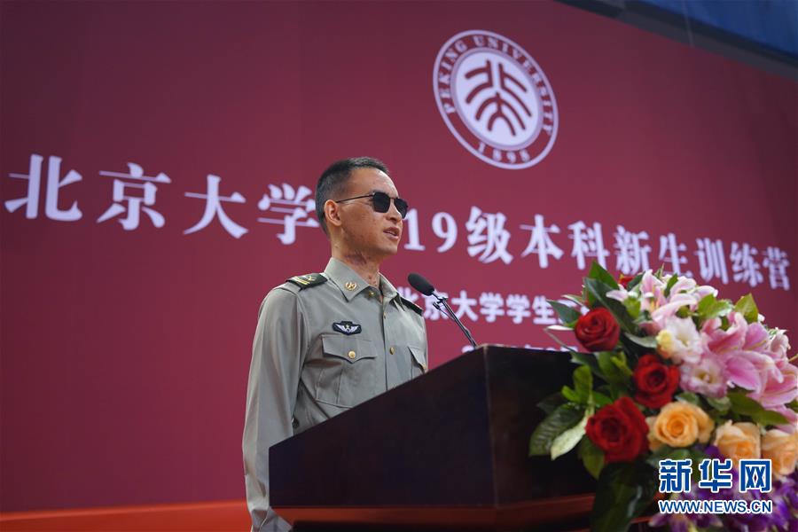 (新华全媒头条·图文互动)(3)凝聚民族复兴的精神伟力——以习近平同志为核心的党中央重视思想道德建设关心关爱道德模范纪实