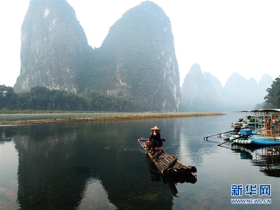(壮丽70年 奋斗新时代——推动高质量发展调研行·图文互动)(2)亮出一江清水优质“成绩单”——广西重点流域水环境综合治理观察