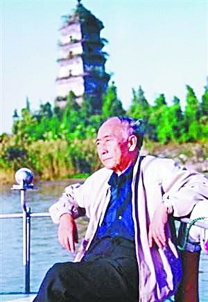 满怀敬意地开掘出普通人的美 满怀敬意地开掘出普通人的美