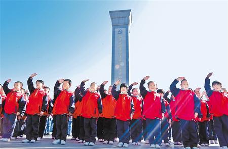 张掖：红色热土 绿色新篇（图）